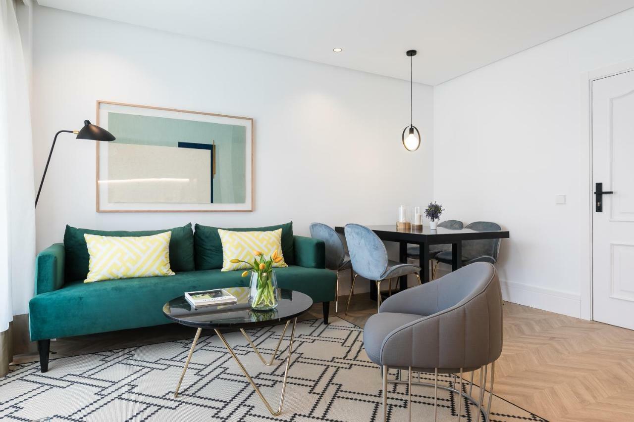 Feelathome Waldorf Suites Apartments Madrid Exterior foto