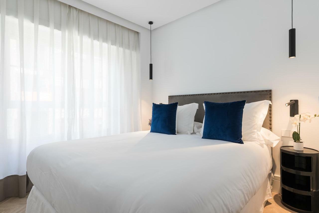 Feelathome Waldorf Suites Apartments Madrid Exterior foto