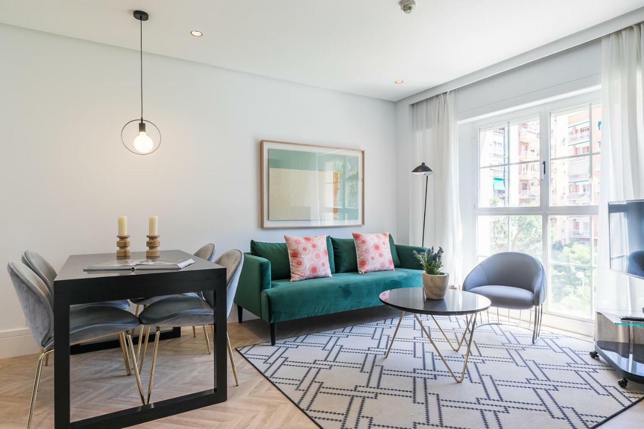 Feelathome Waldorf Suites Apartments Madrid Exterior foto