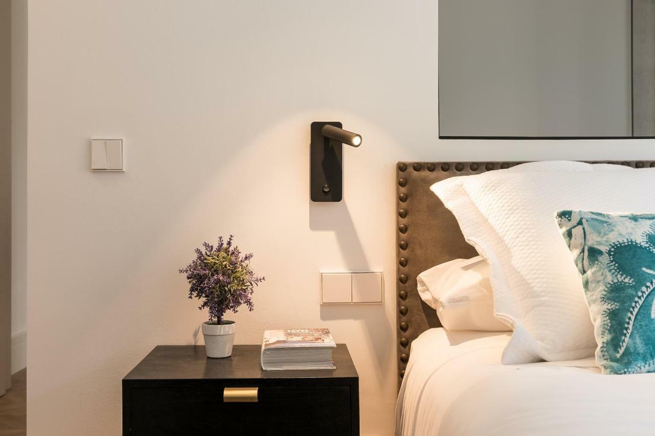 Feelathome Waldorf Suites Apartments Madrid Exterior foto